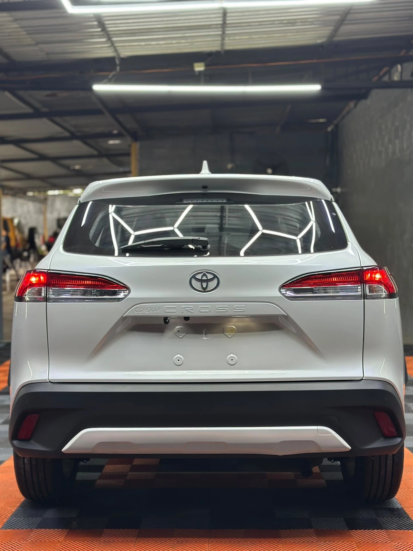 2026 Toyota Corolla Cross Élite — photo 16