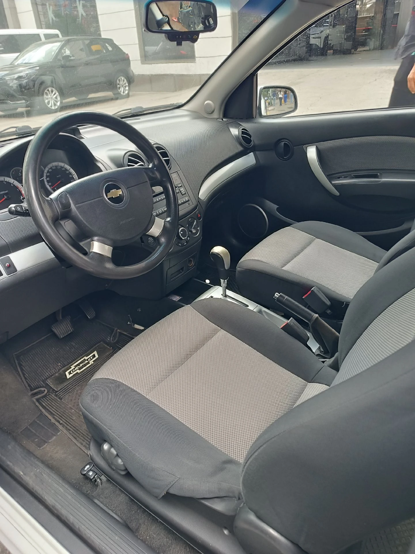 2014 Chevrolet Aveo Speed — photo 4
