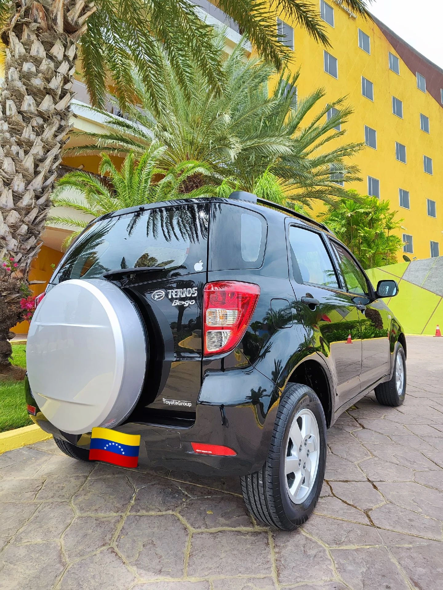 2013 Daihatsu Terios — photo 4