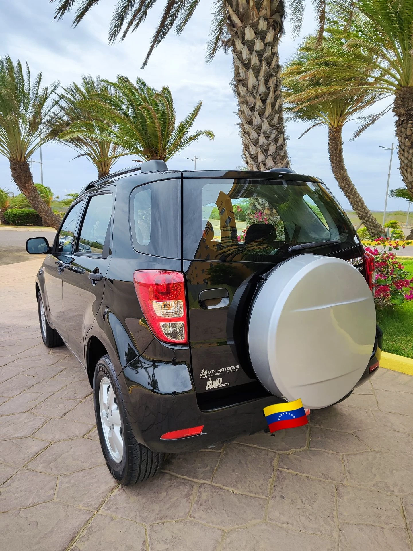 2013 Daihatsu Terios — photo 7