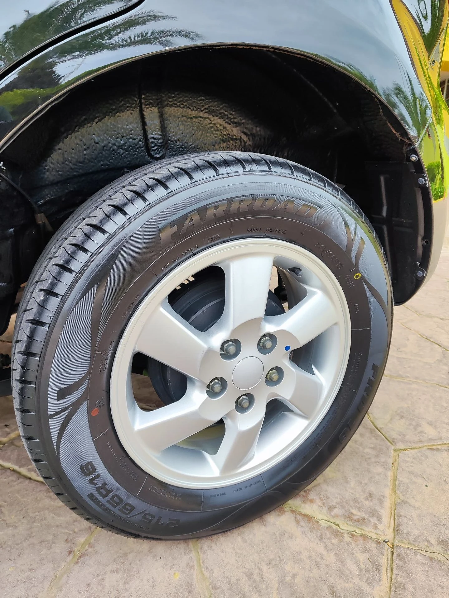 2013 Daihatsu Terios — photo 8