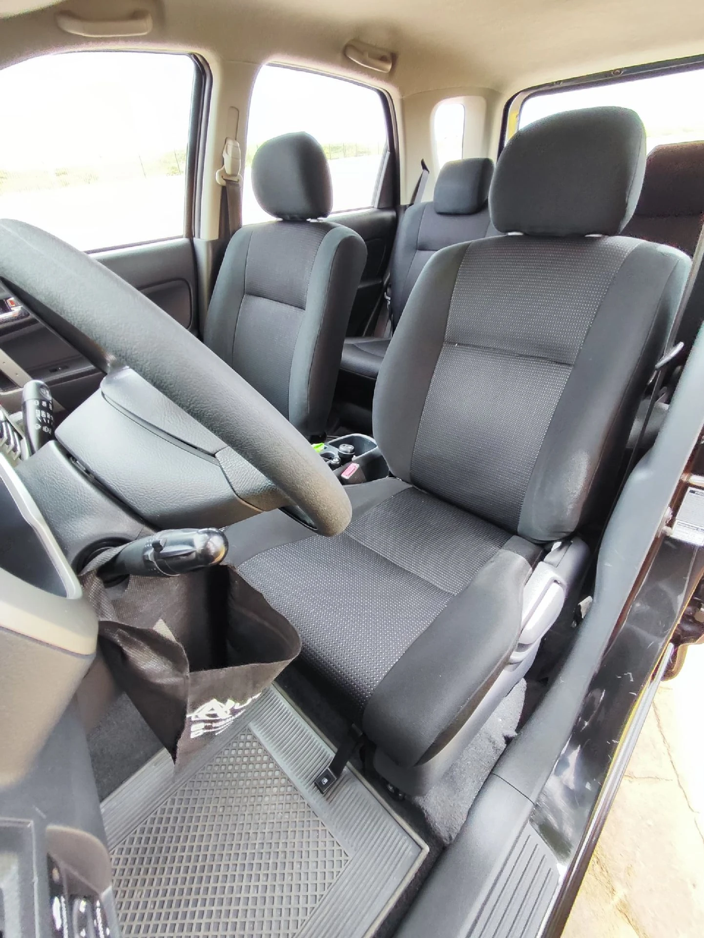 2013 Daihatsu Terios — photo 16