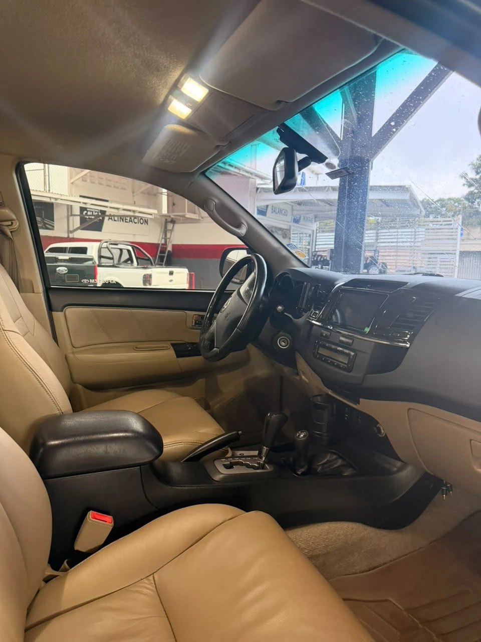 2015 Toyota Fortuner Sport Wagon — photo 9