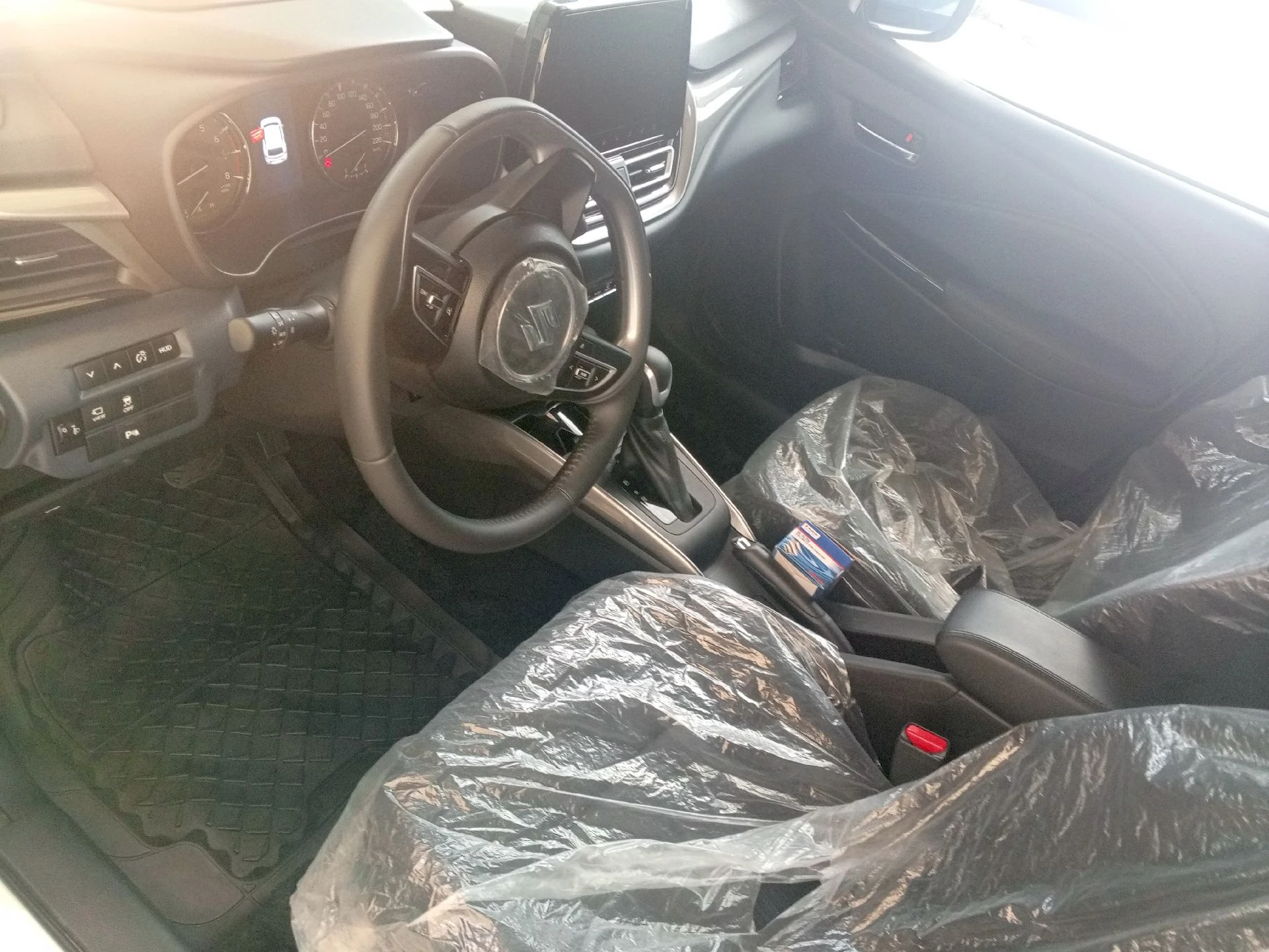 2026 Suzuki Baleno — photo 2