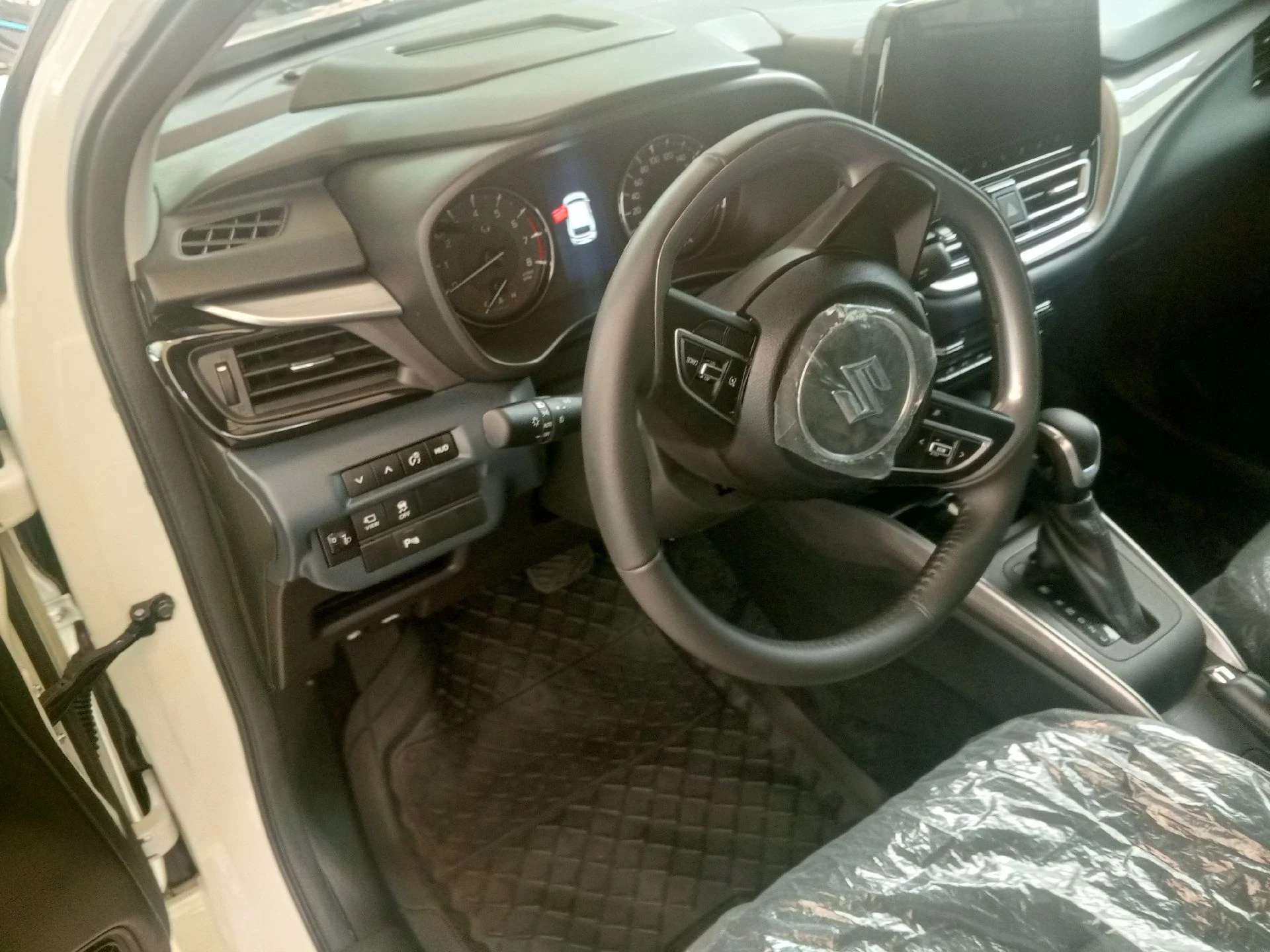 2026 Suzuki Baleno — photo 3