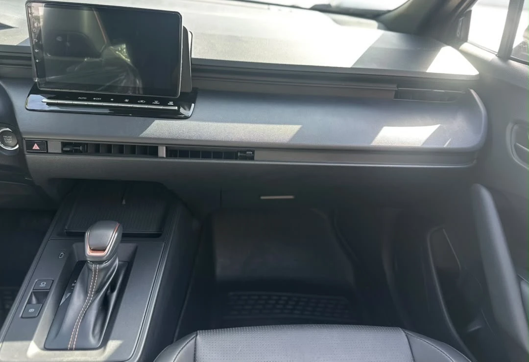 2026 Toyota Corolla Cross — photo 8