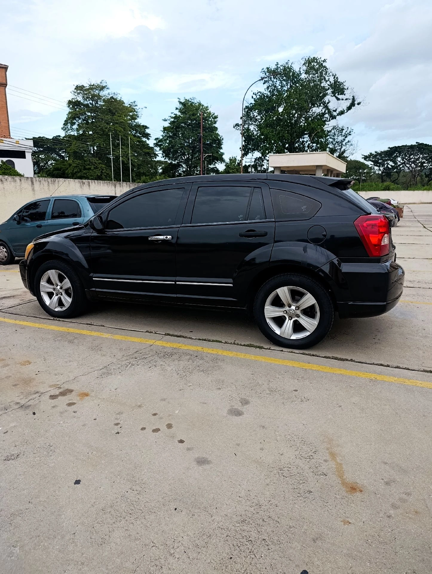 2011 Dodge Caliber LX — photo 9