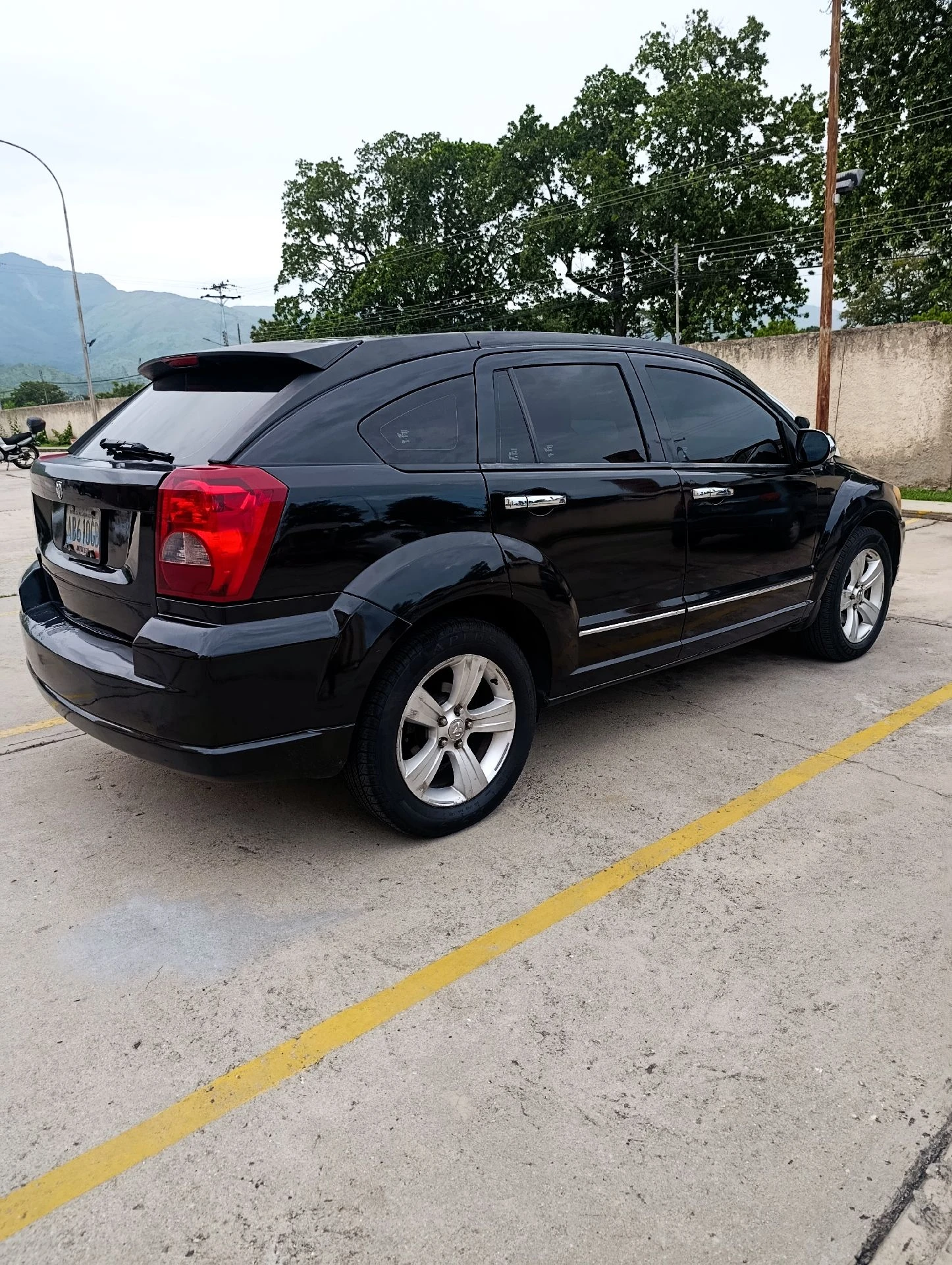 2011 Dodge Caliber LX — photo 14