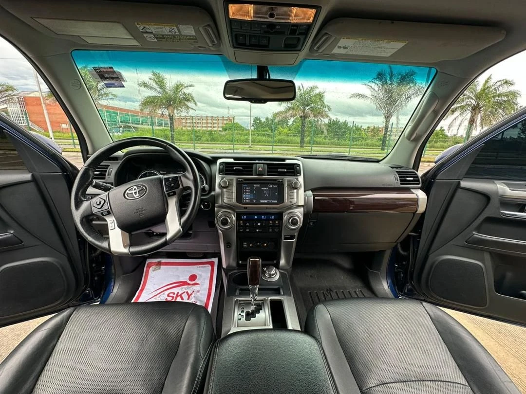2016 Toyota 4Runner Limited 4x4 — photo 11