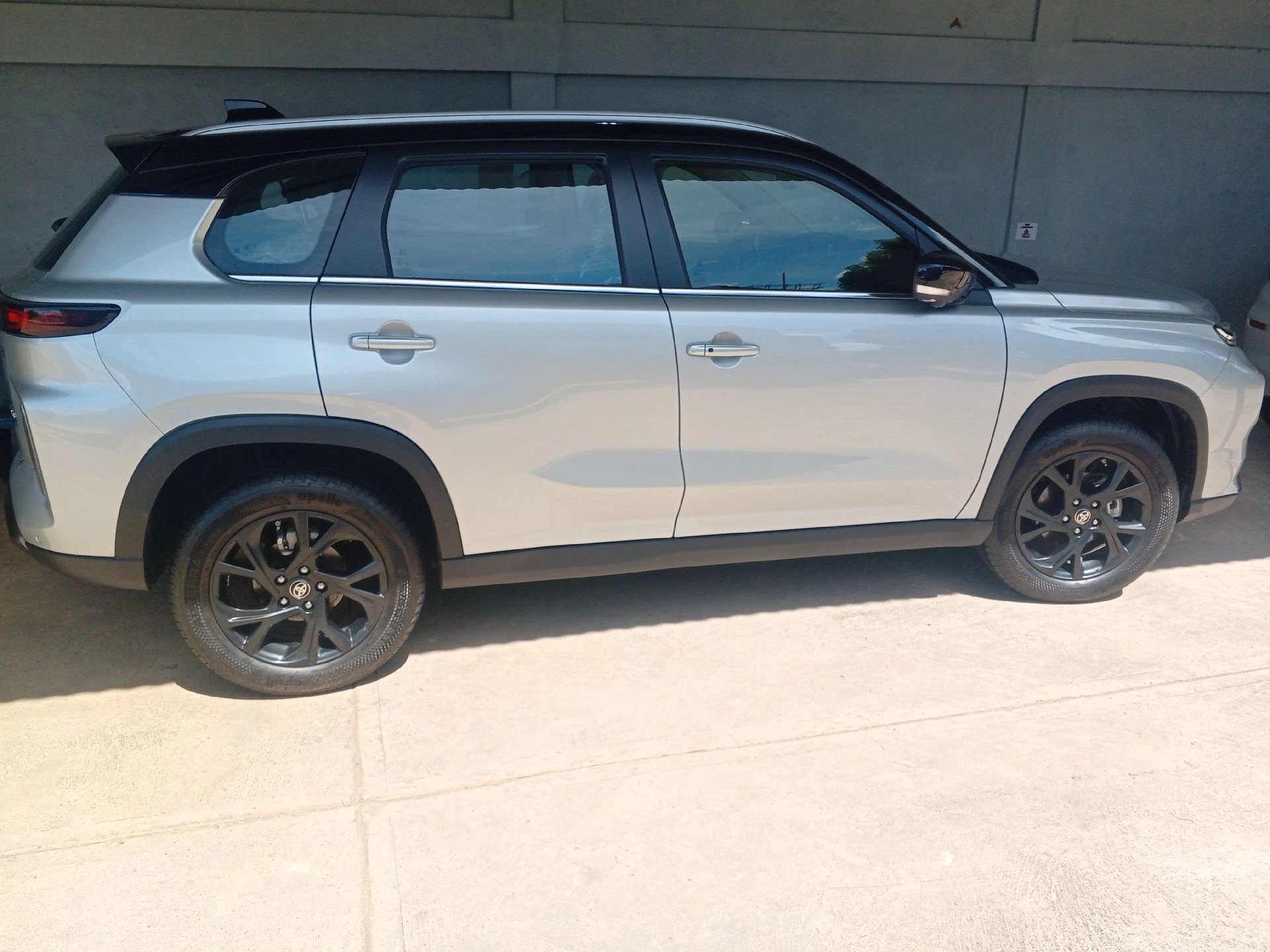 2025 Toyota Urban Cruiser SUV — photo 2