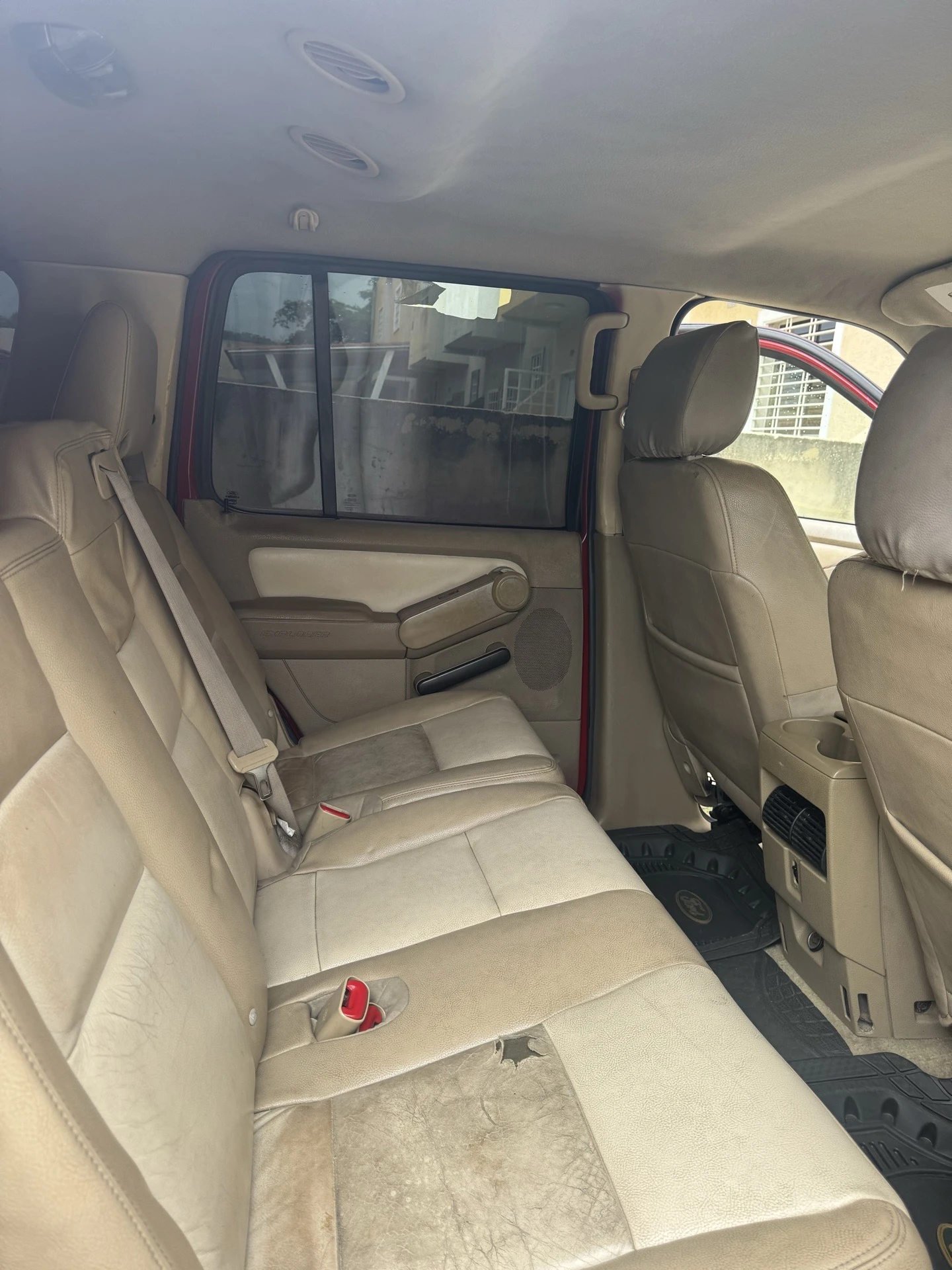 2009 Ford Explorer Eddie Bauer — photo 16