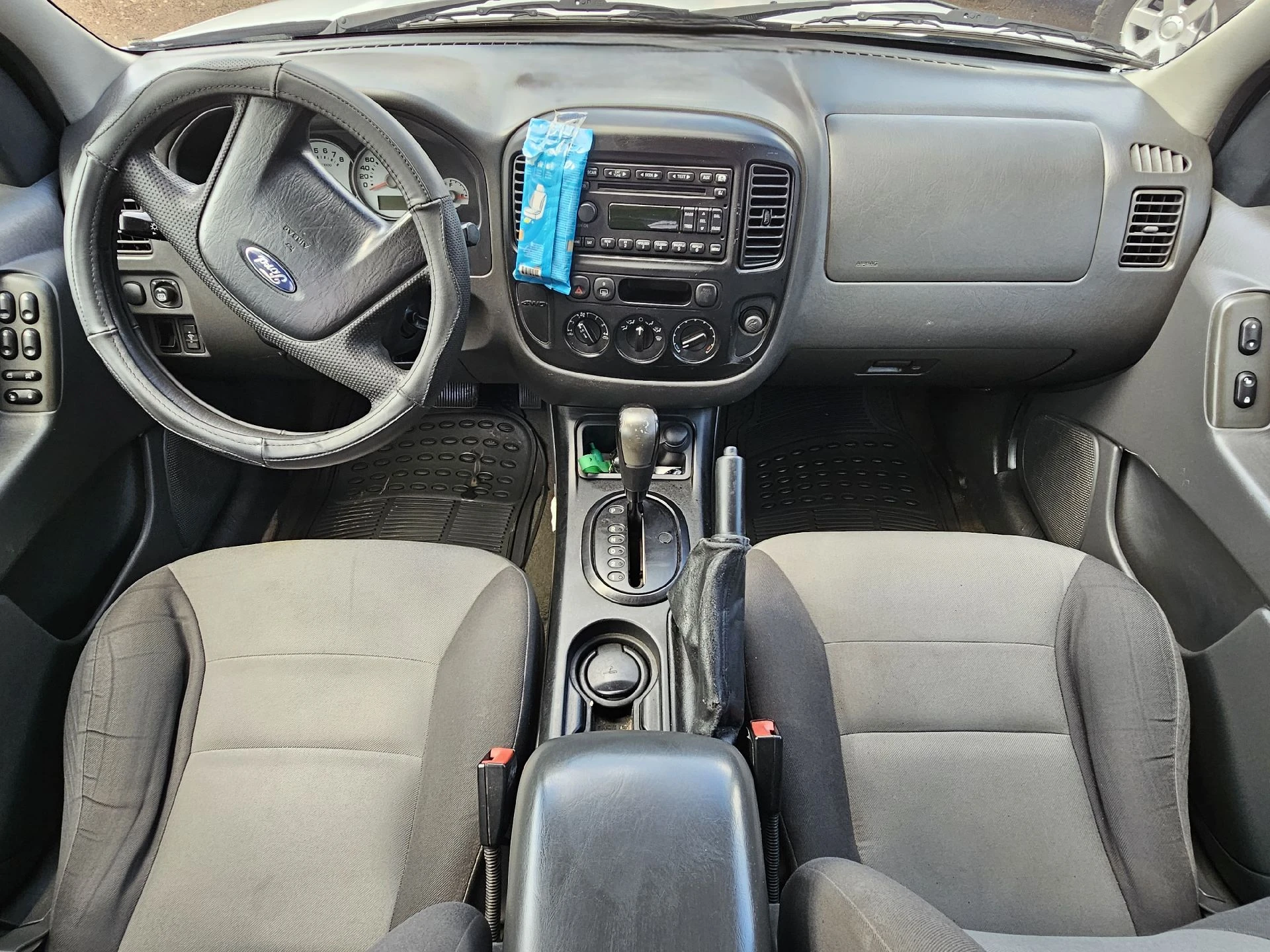 2006 Ford Escape — photo 4