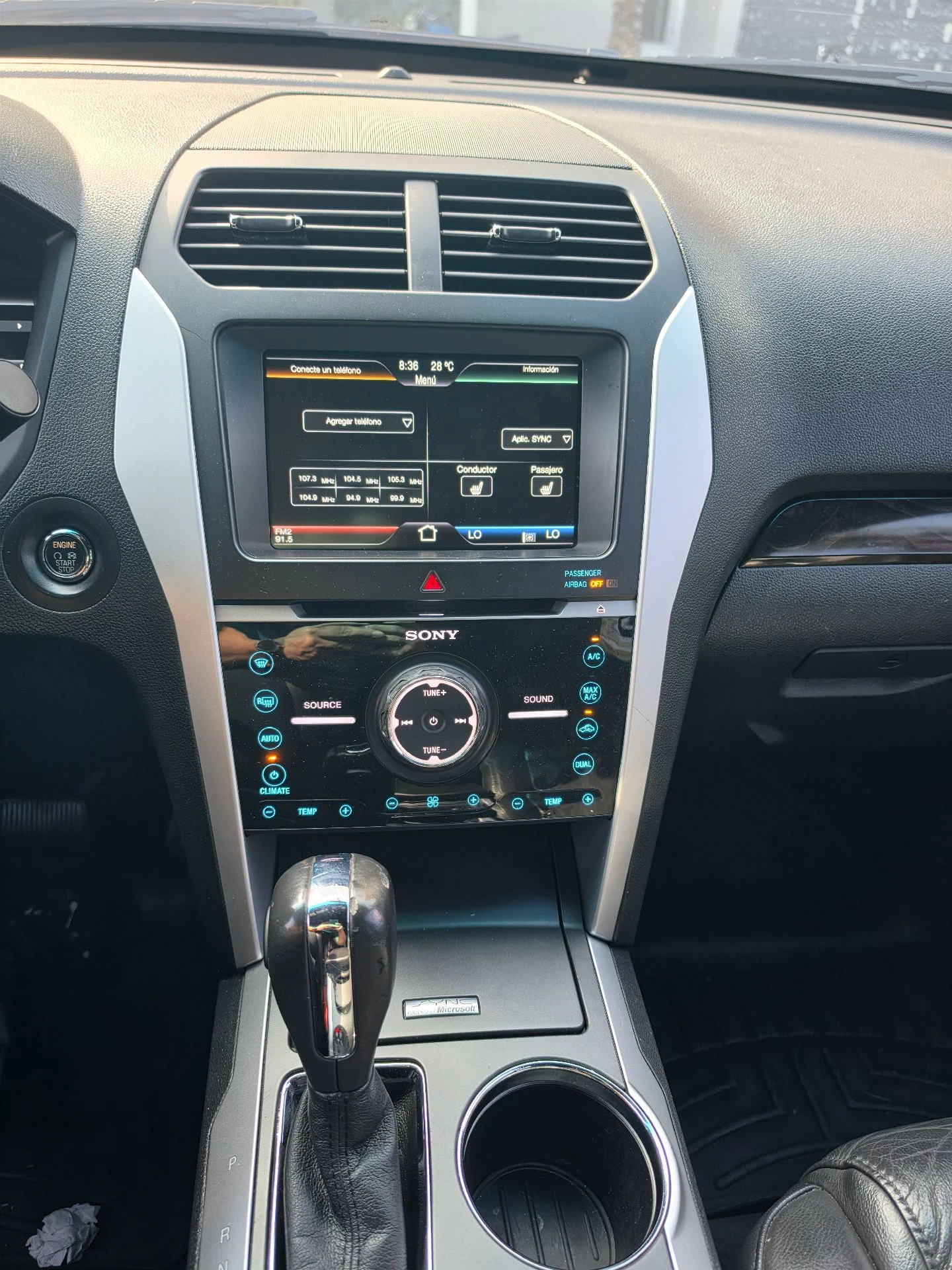 2012 Ford Explorer Limited — photo 8