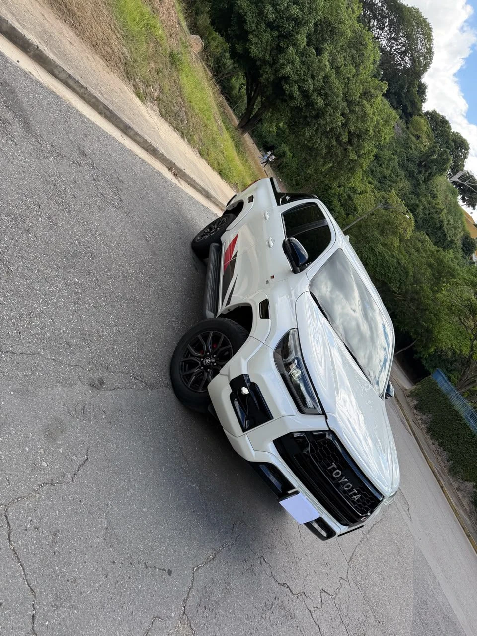 2022 Toyota Hilux XR — photo 6