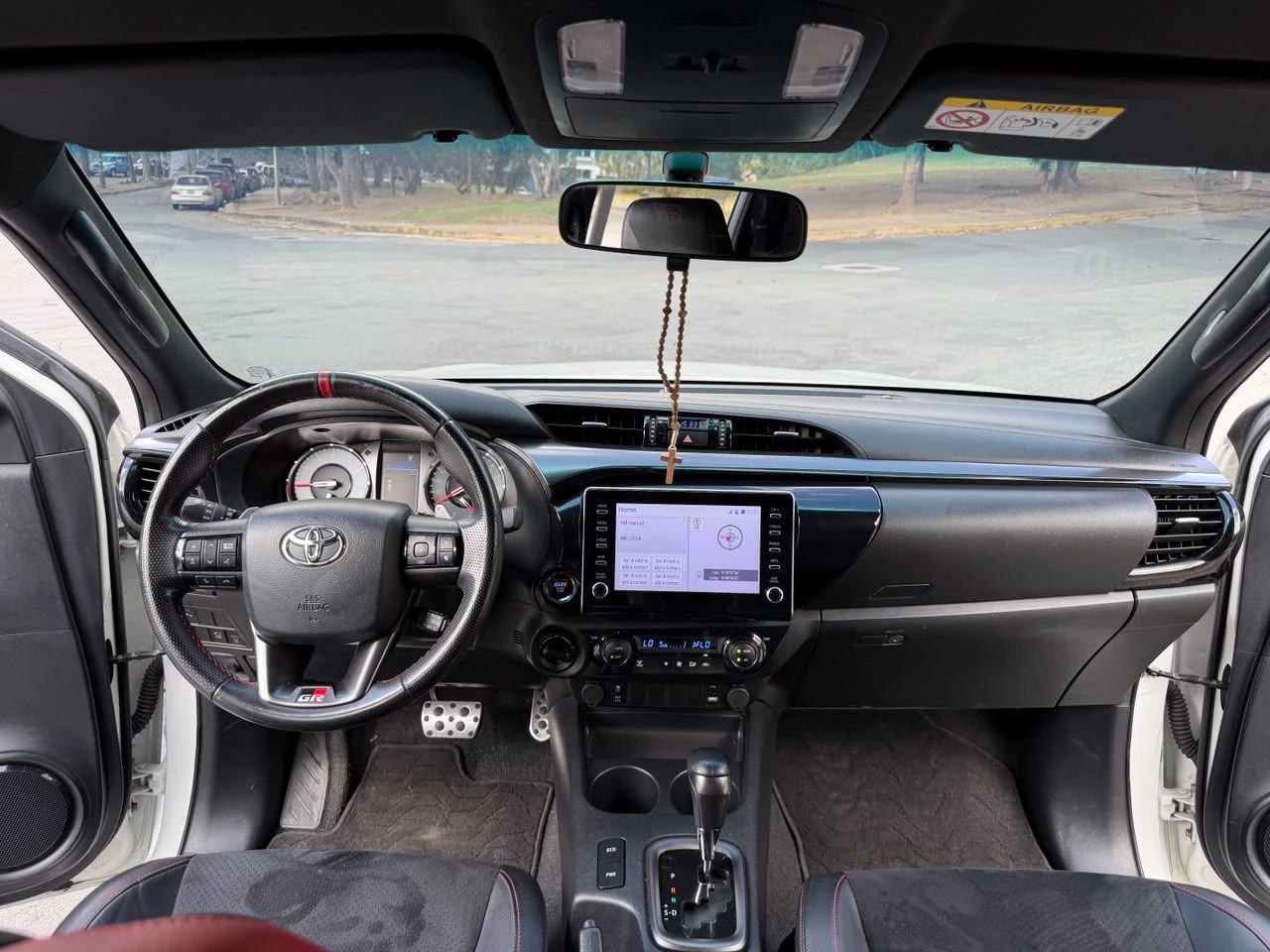 2022 Toyota Hilux XR — photo 17