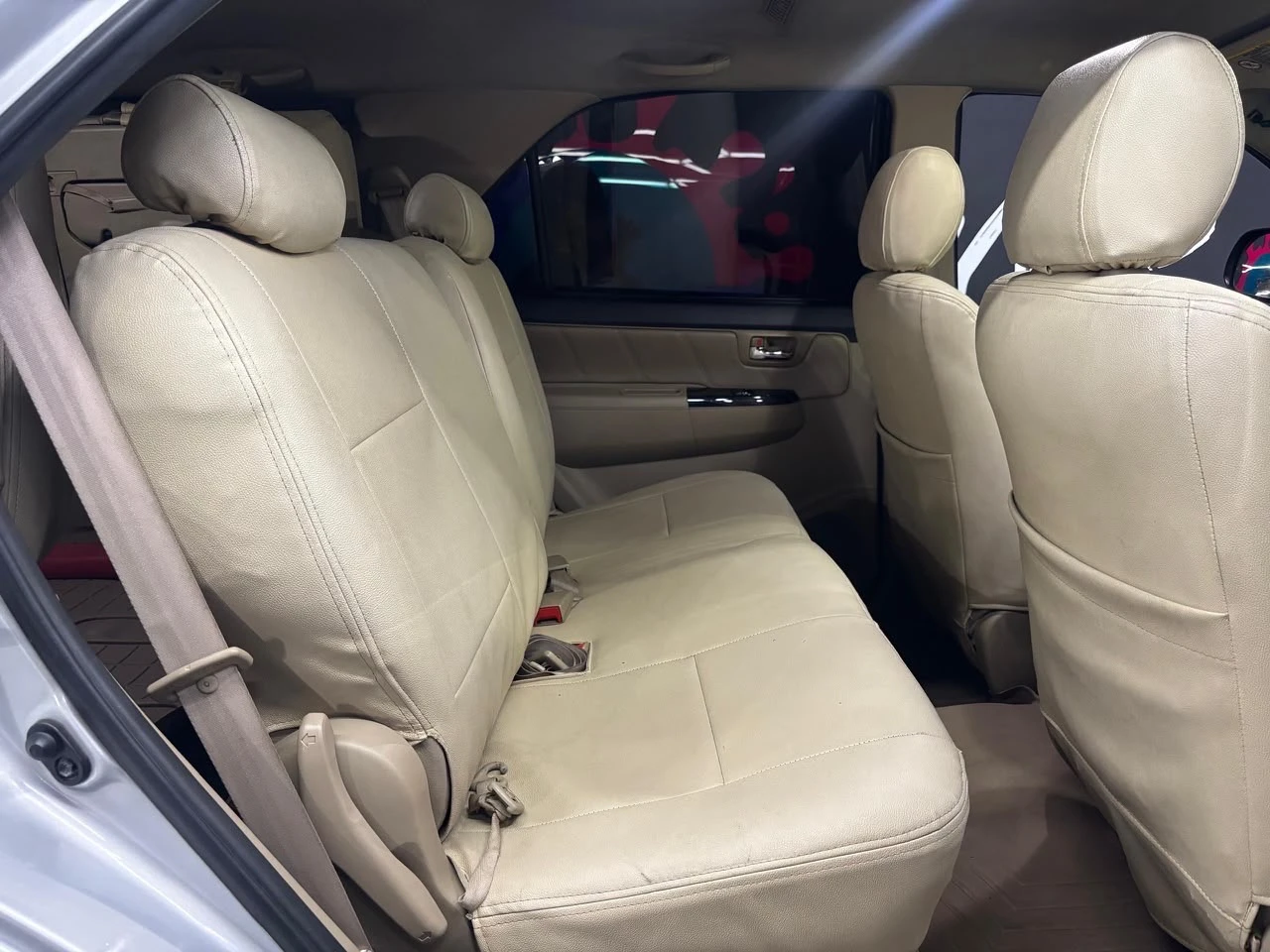2015 Toyota Fortuner 4x4 — photo 10