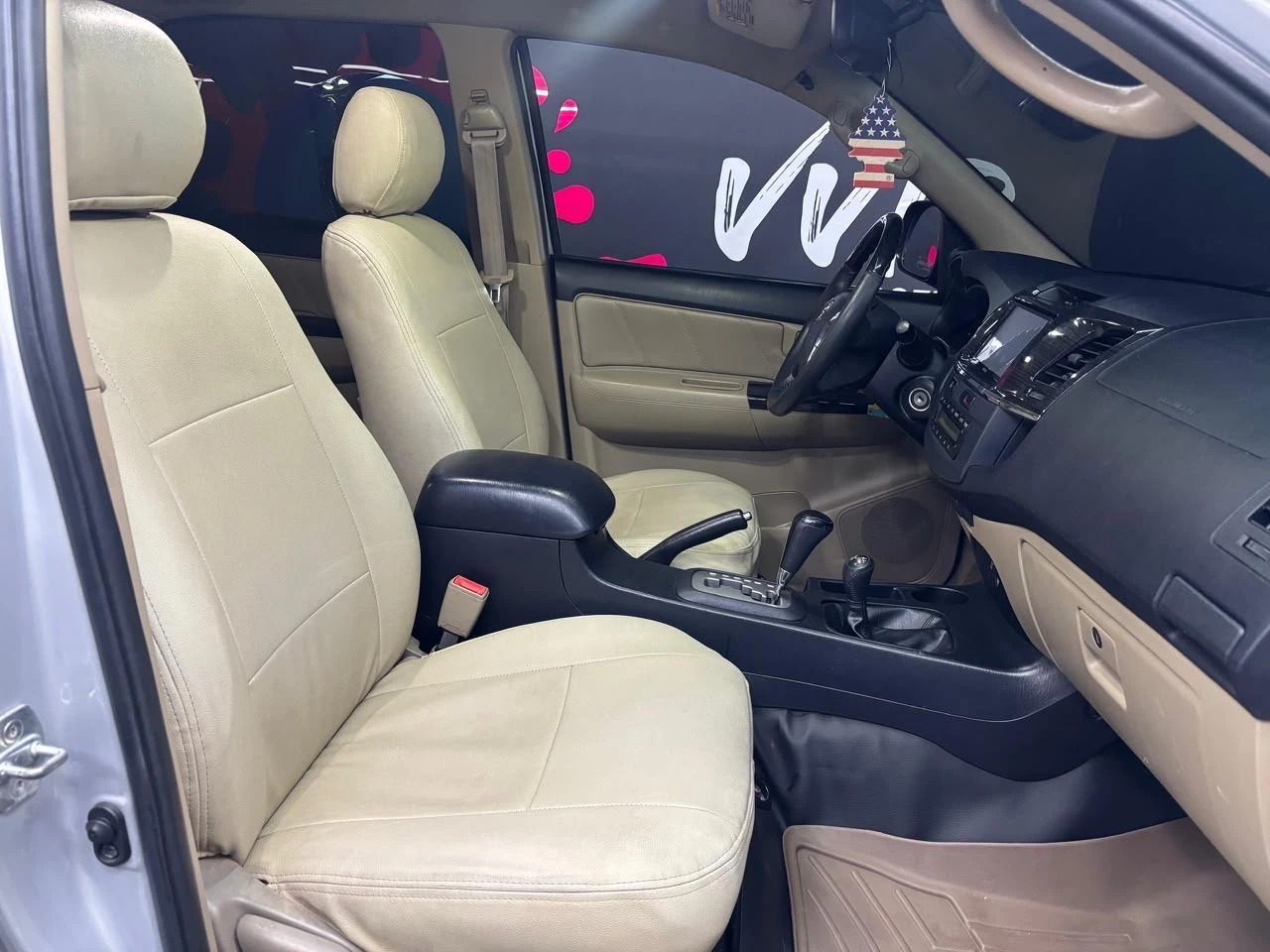 2015 Toyota Fortuner 4x4 — photo 11