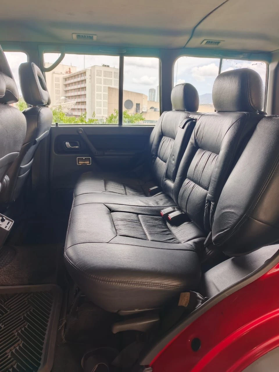 1993 Mitsubishi Montero Montero — photo 6