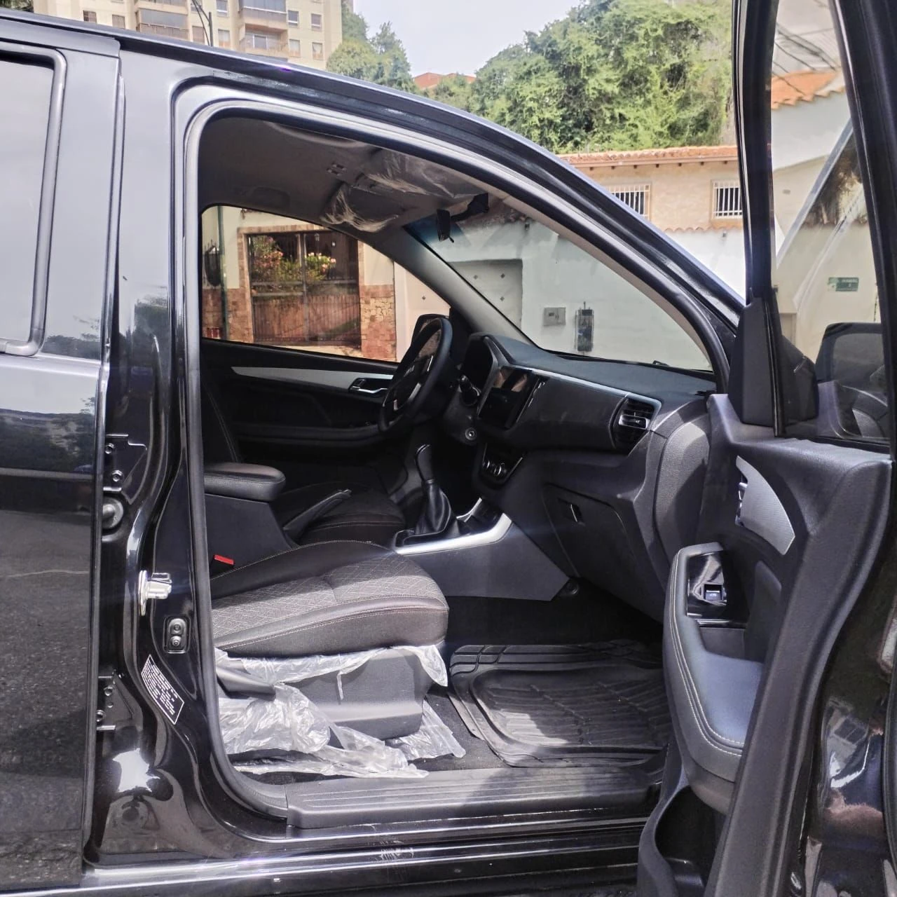 2024 Isuzu Pickup JIM REMAX 2024 — photo 5