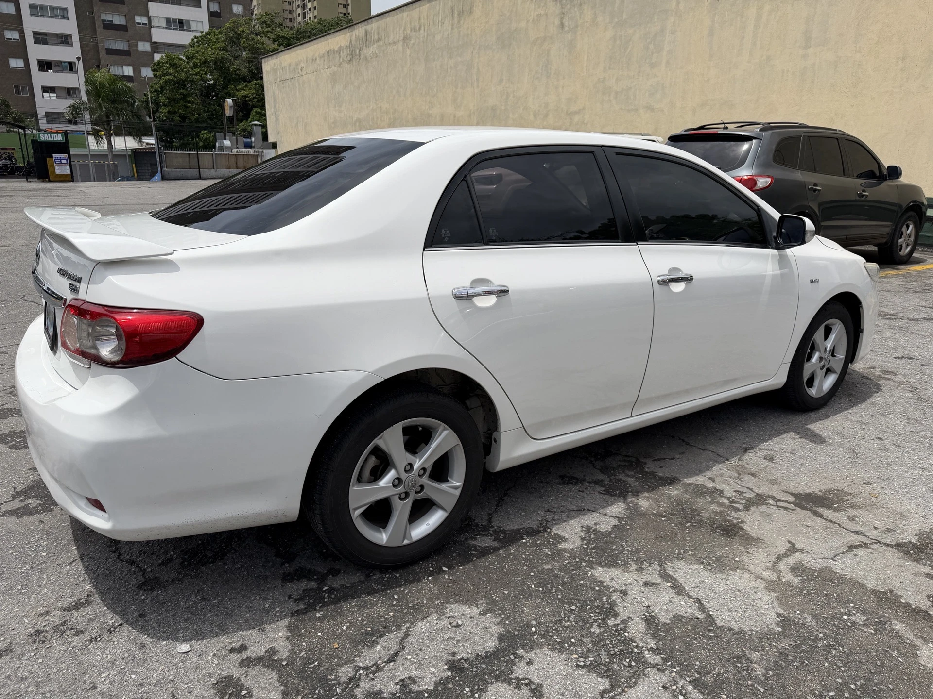 2013 Toyota Corolla GLI — photo 5