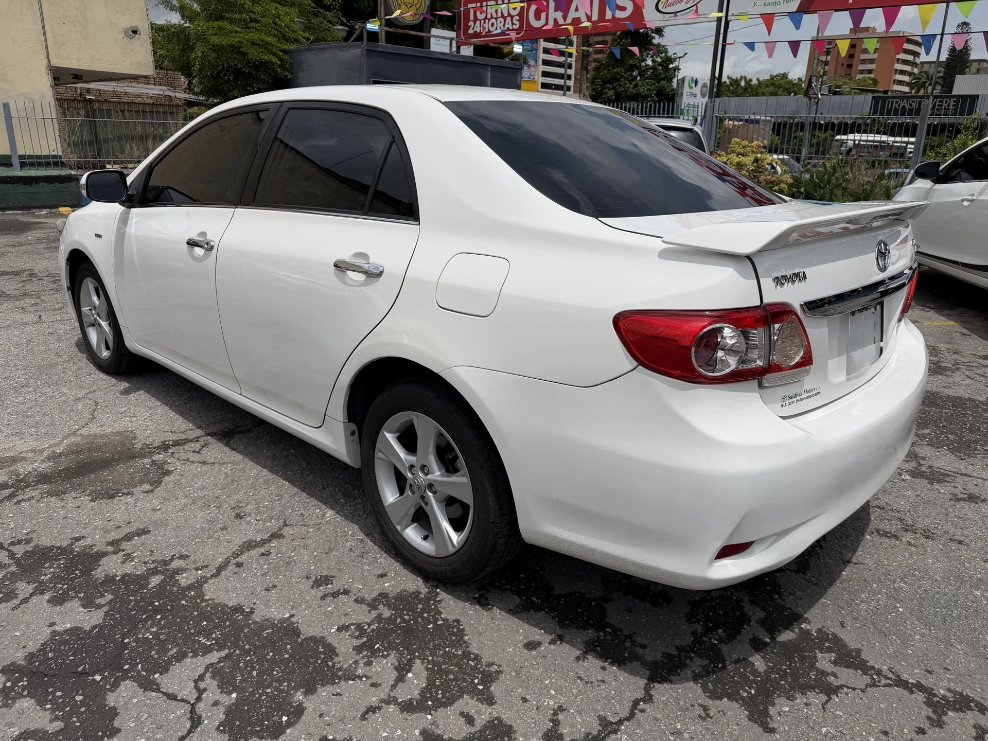 2013 Toyota Corolla GLI — photo 7