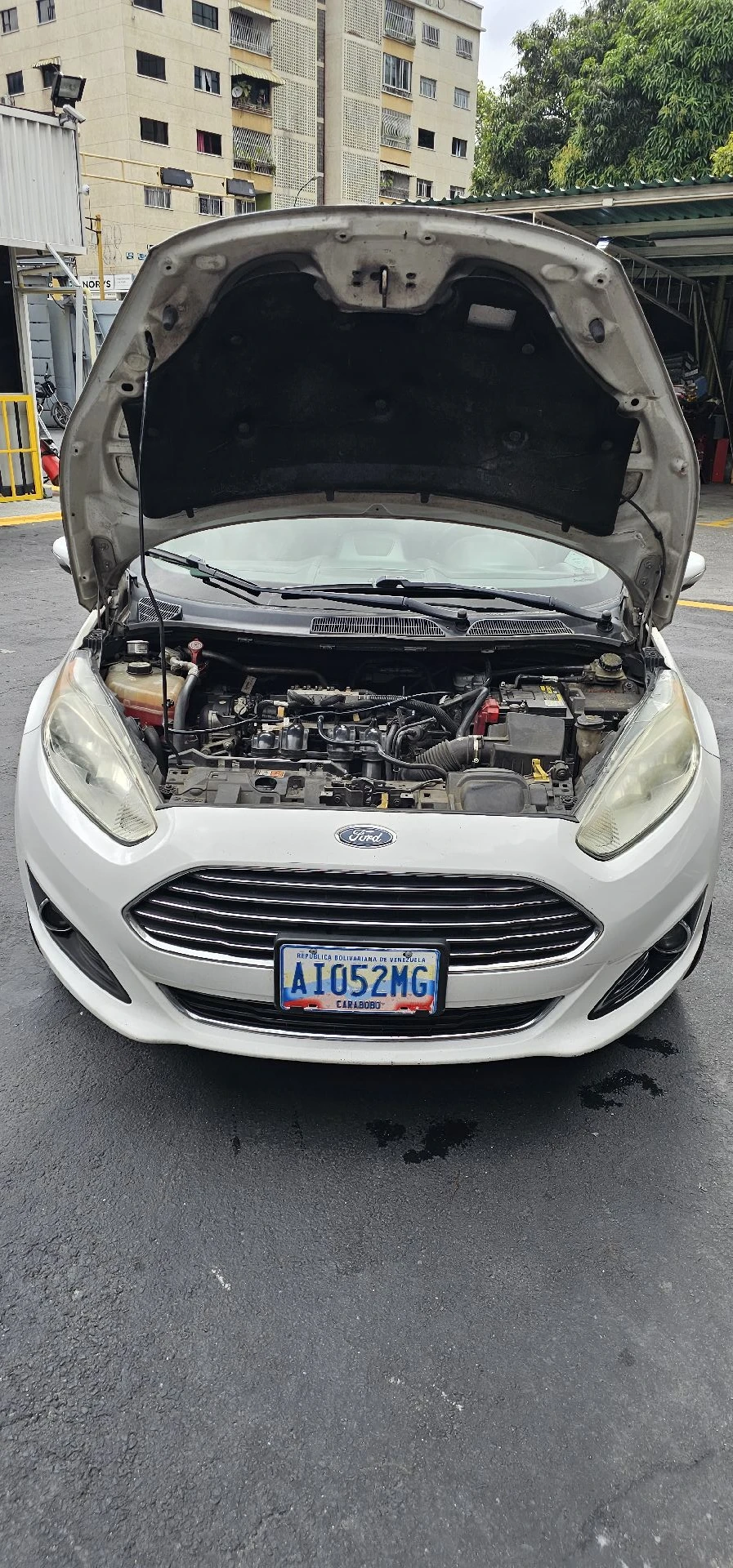 2016 Ford Fiesta Titanium — photo 14
