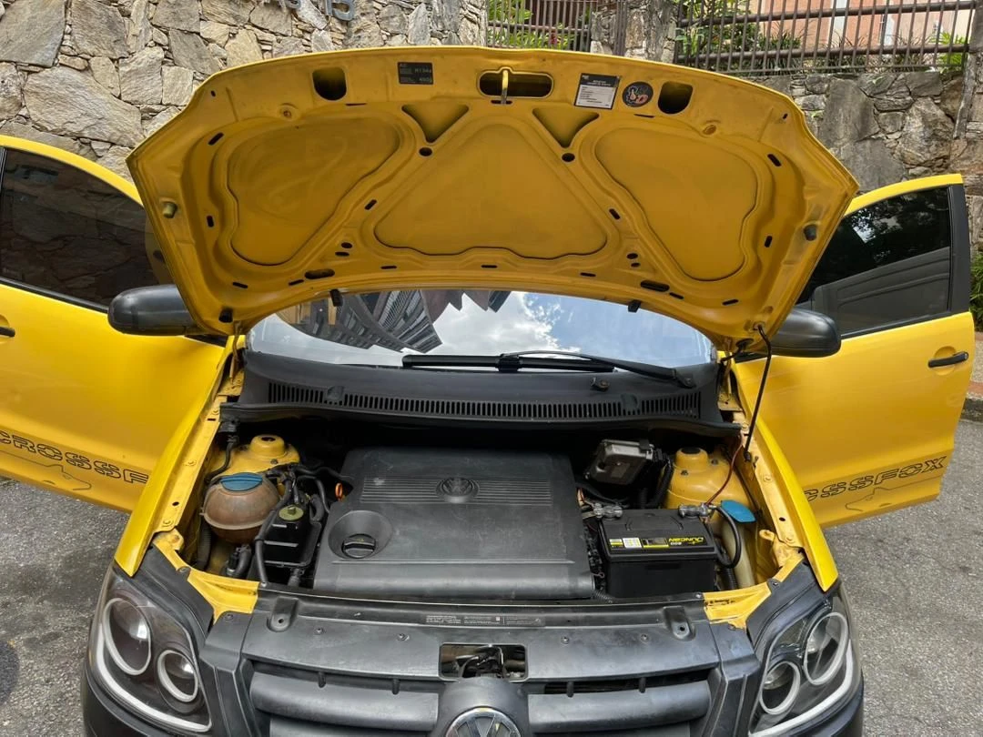 2008 Volkswagen CrossFox — photo 7