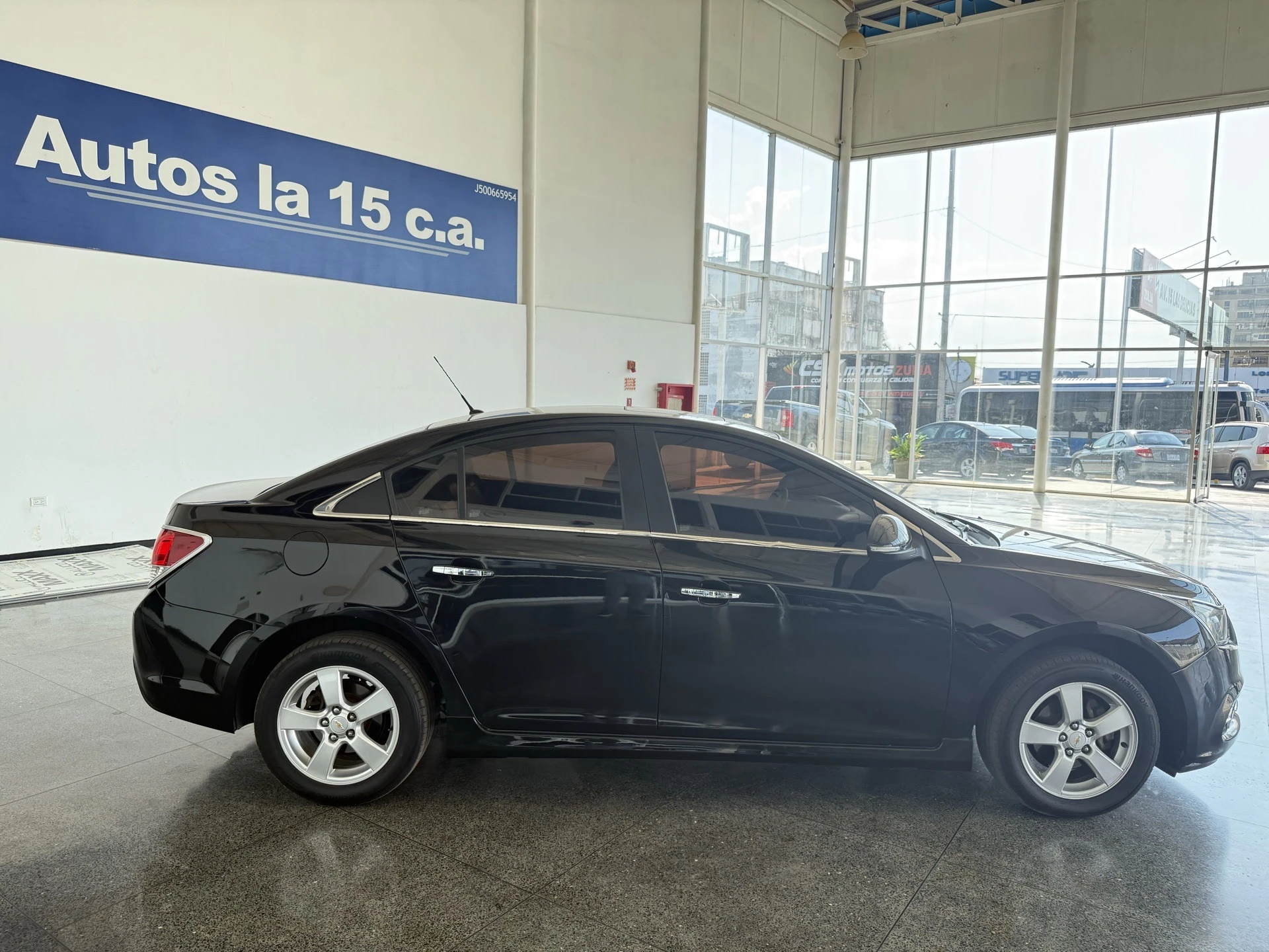 2015 Chevrolet Cruze — photo 7