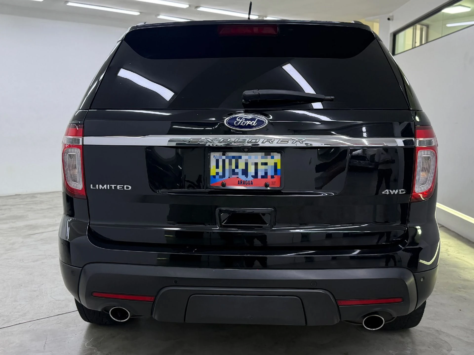 2014 Ford Explorer Limited — photo 4