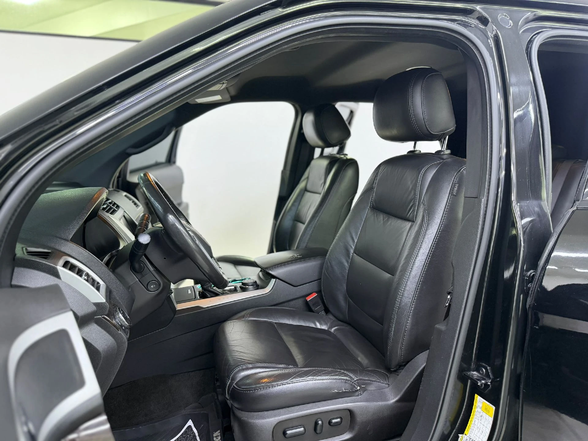 2014 Ford Explorer Limited — photo 6