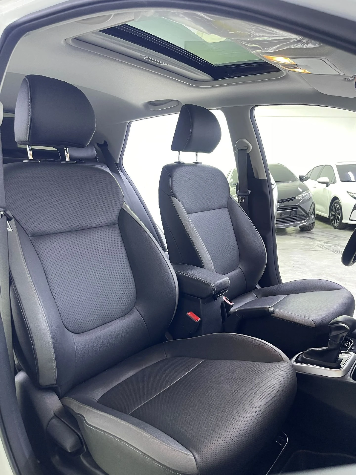 2025 Kia KX1 — photo 10