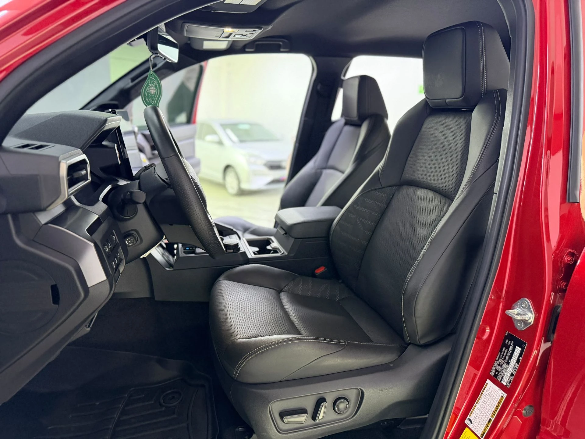 2025 Toyota 4Runner TRD Sport — photo 6