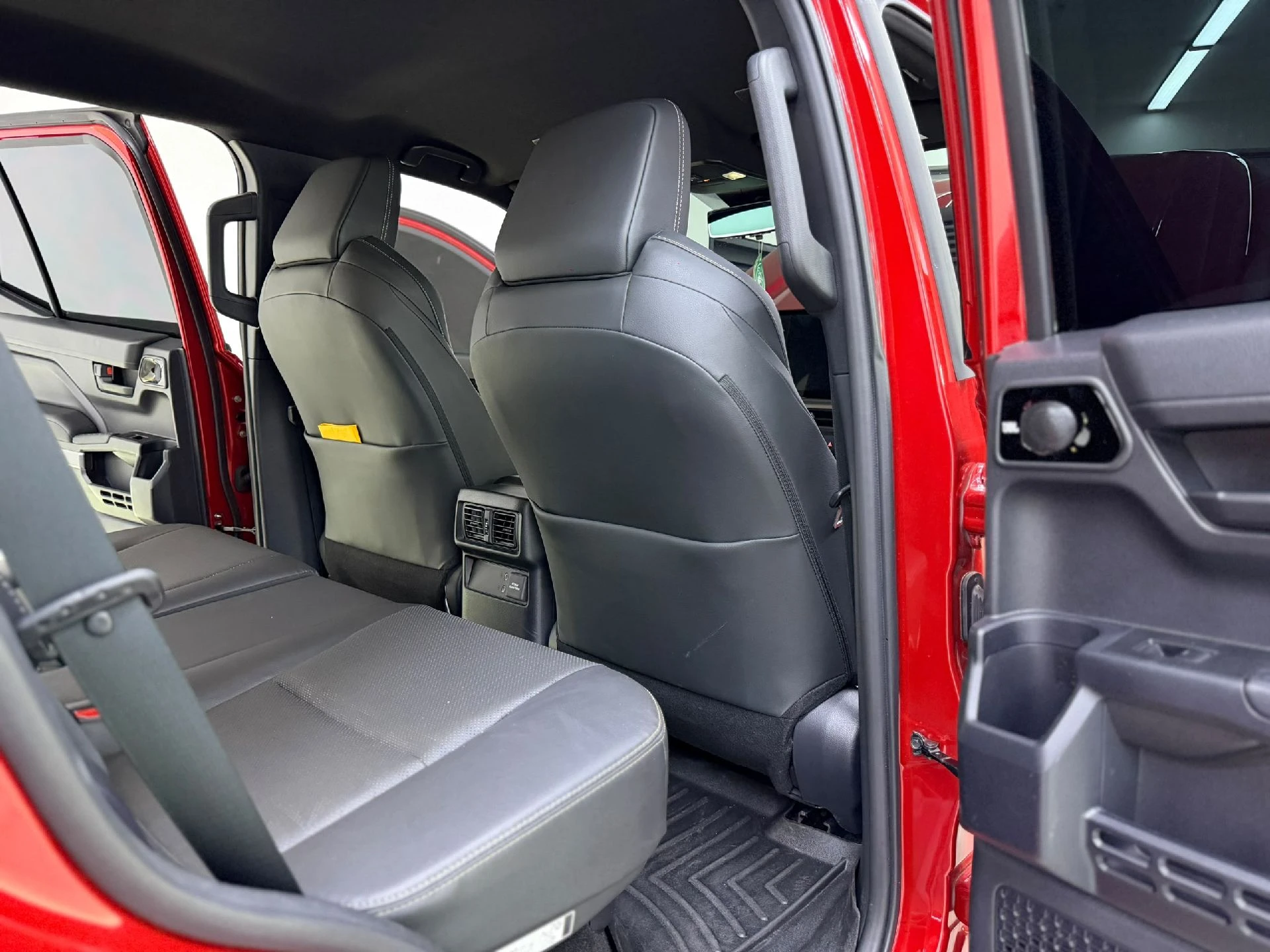 2025 Toyota 4Runner TRD Sport — photo 9