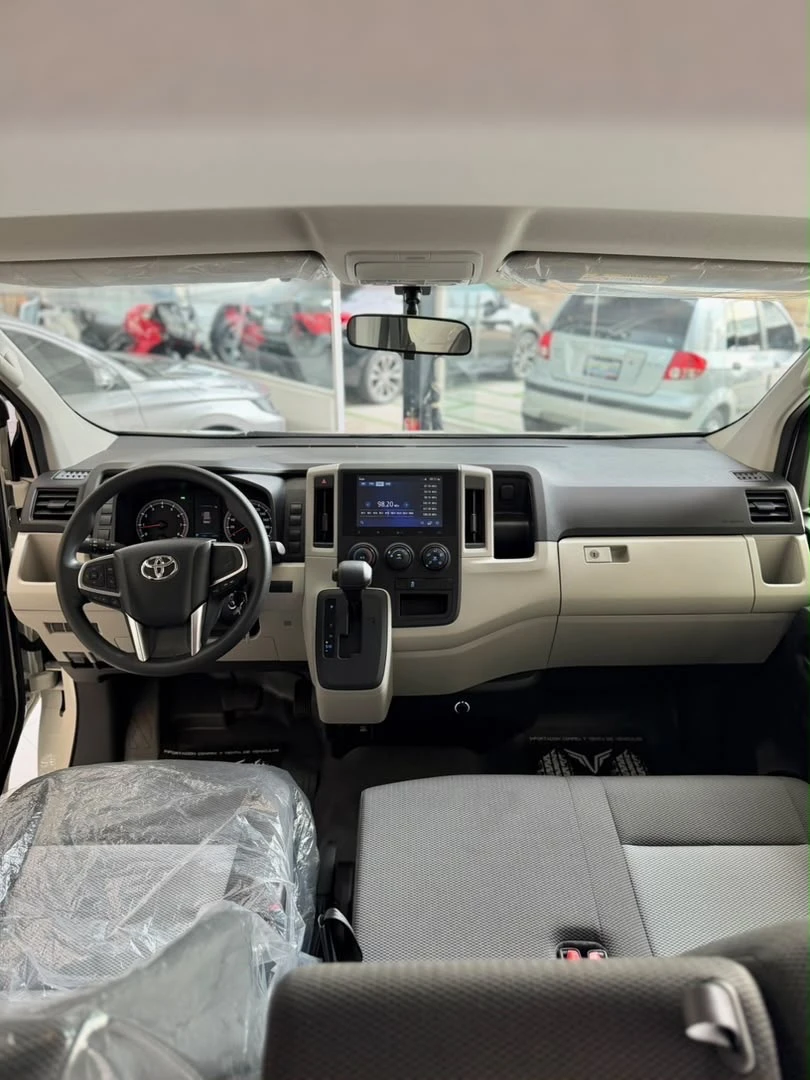 2026 Toyota Hiace CARGA — photo 12