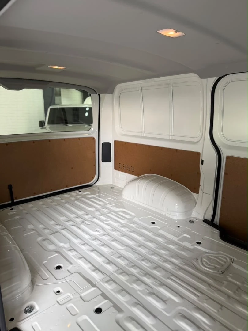 2026 Toyota Hiace CARGA — photo 17
