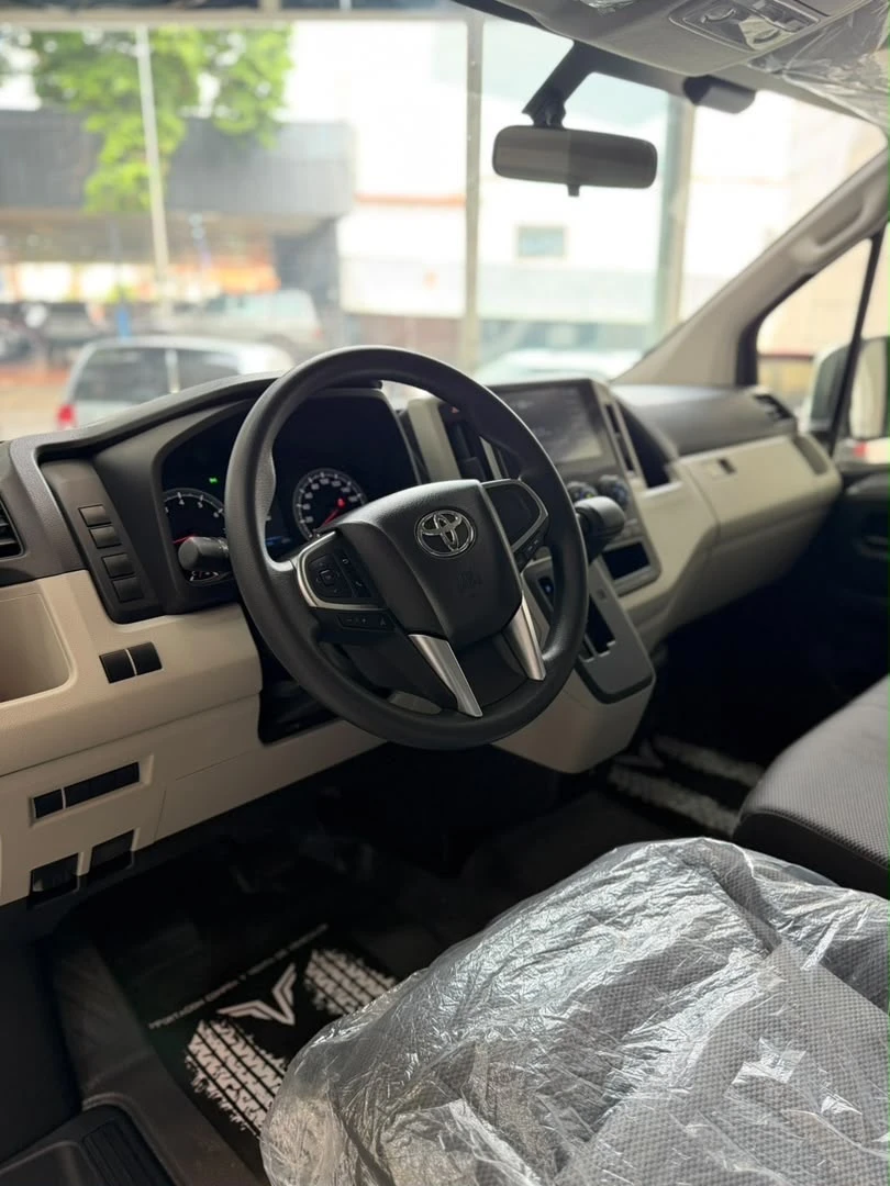 2026 Toyota Hiace CARGA — photo 29