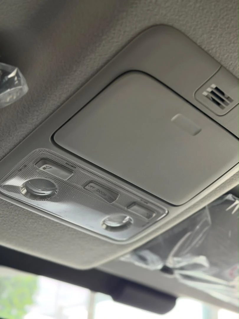 2026 Toyota Hiace CARGA — photo 33