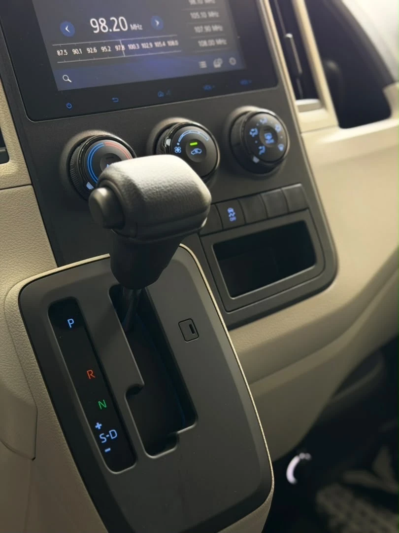 2026 Toyota Hiace CARGA — photo 34