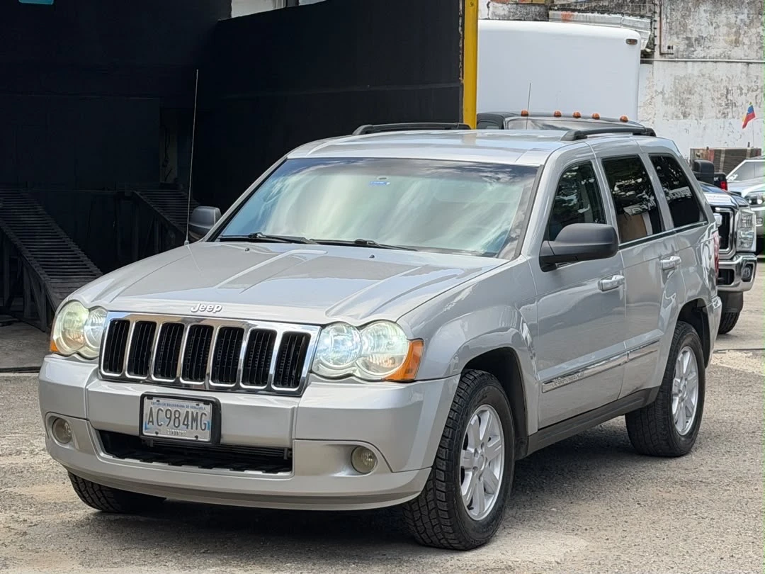 2010 Jeep Grand Cherokee LIMITED — photo 13
