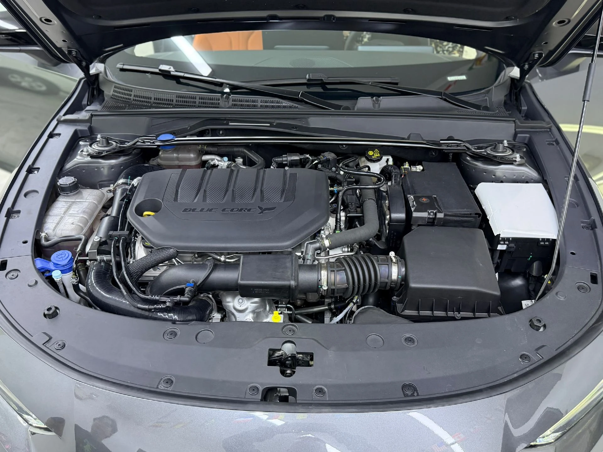 2026 Changan UNI-V Sport Edición Superior — photo 13