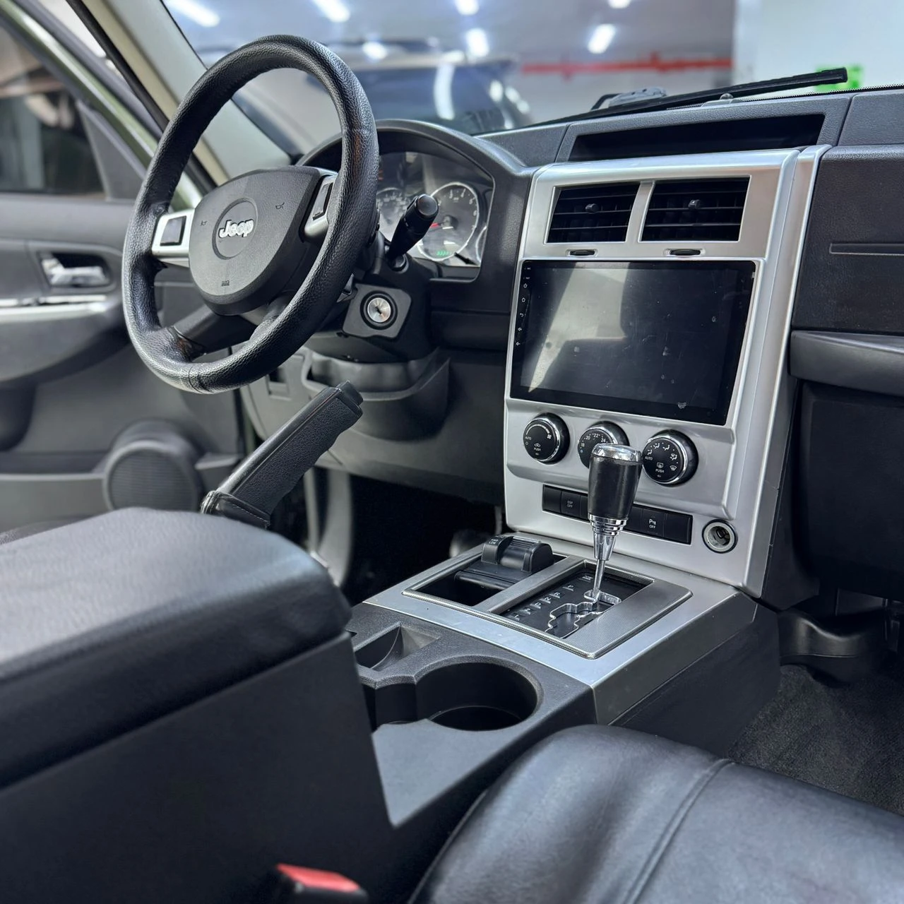2009 Jeep Liberty KK Limited — photo 4