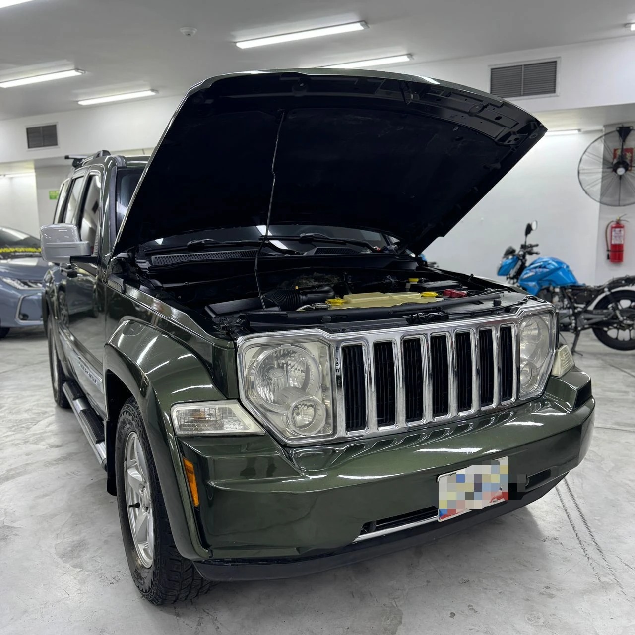 2009 Jeep Liberty KK Limited — photo 7
