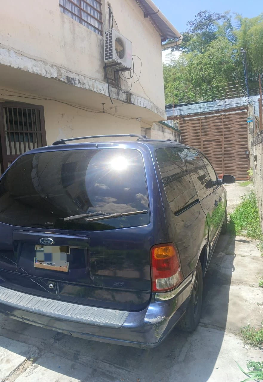 2002 Ford Windstar — photo 7
