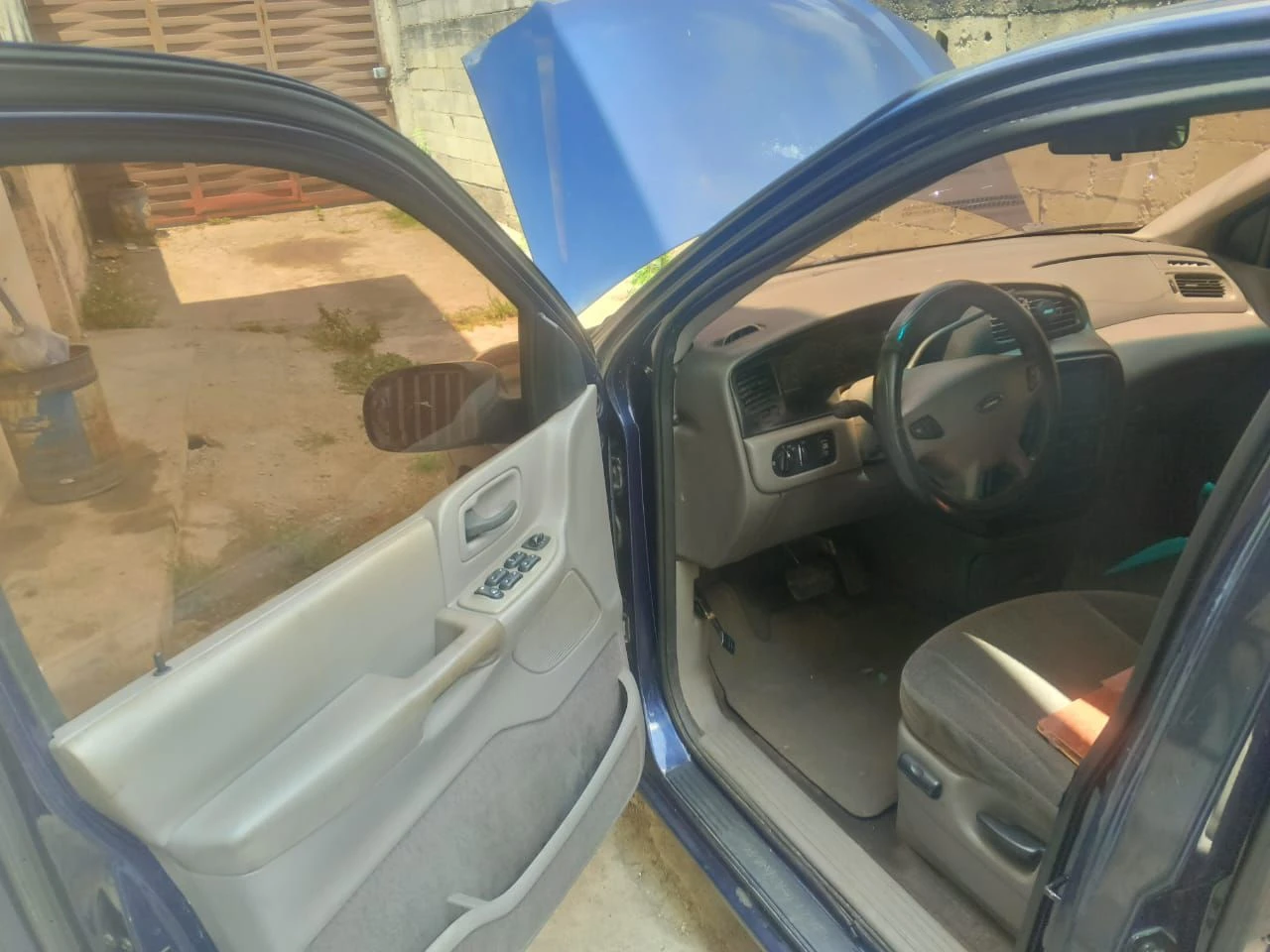 2002 Ford Windstar — photo 21