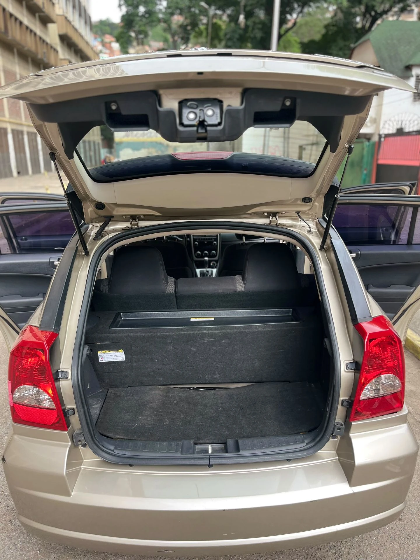 2010 Dodge Caliber LE — photo 15