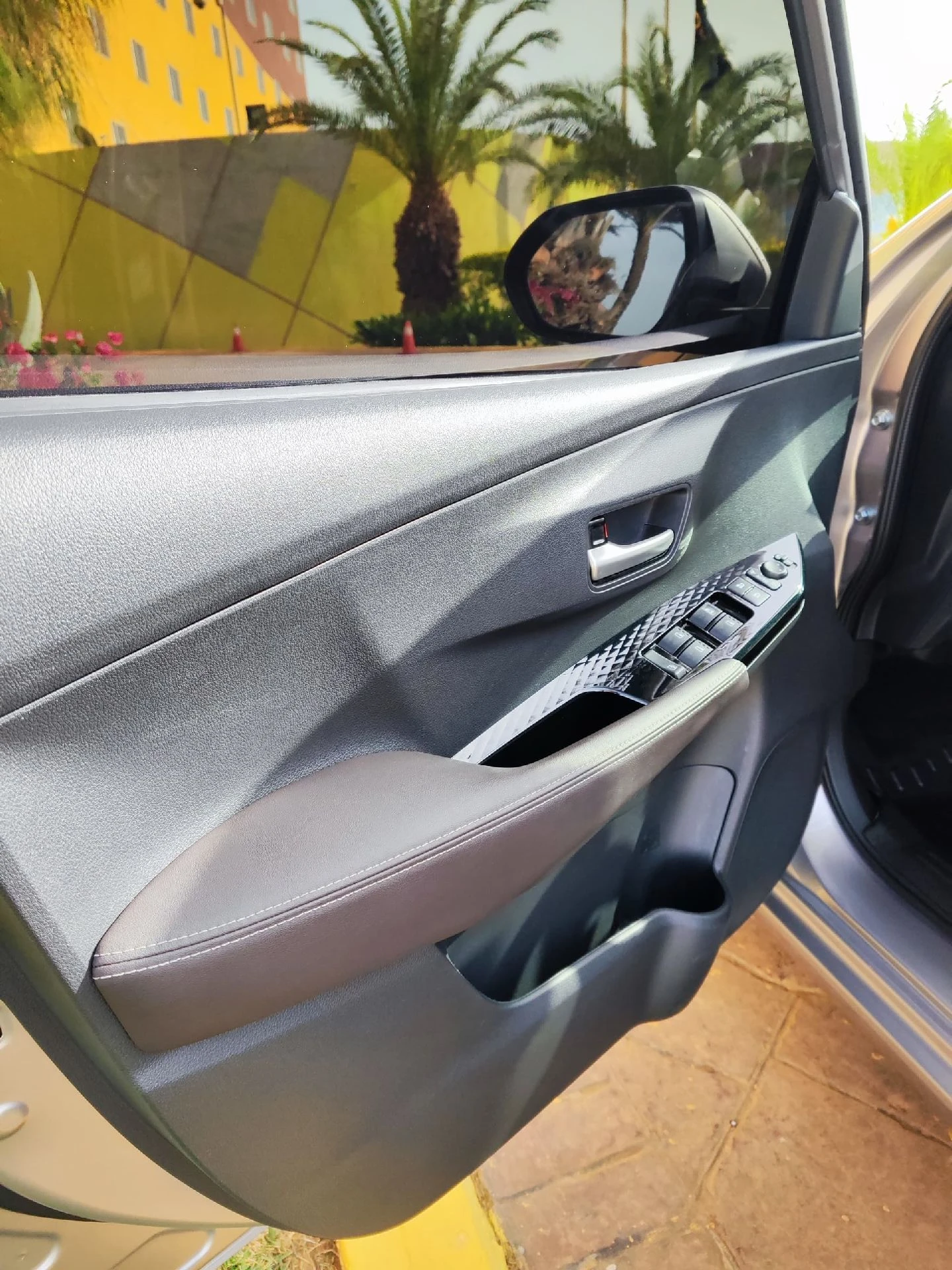 2024 Toyota Yaris G — photo 17
