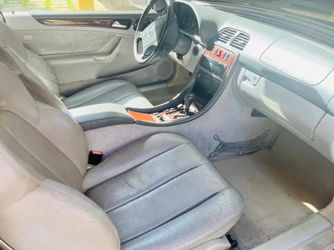 1999 Mercedes-Benz CLK-Class Cabrioelet CLK 320 Coupe — photo 4