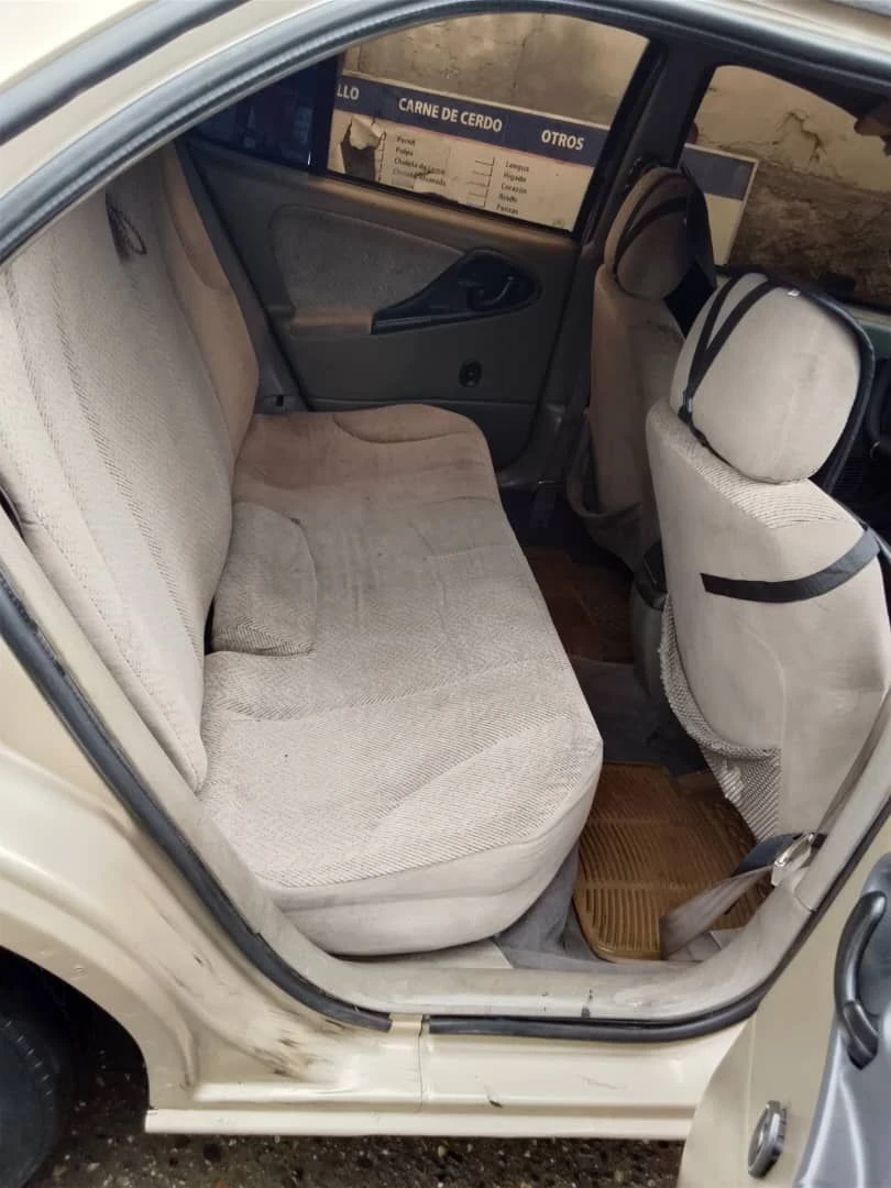 2000 Chevrolet Cavalier — photo 3