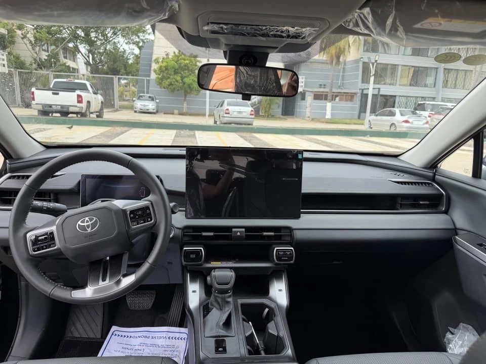 2026 Toyota RAV4 — photo 4