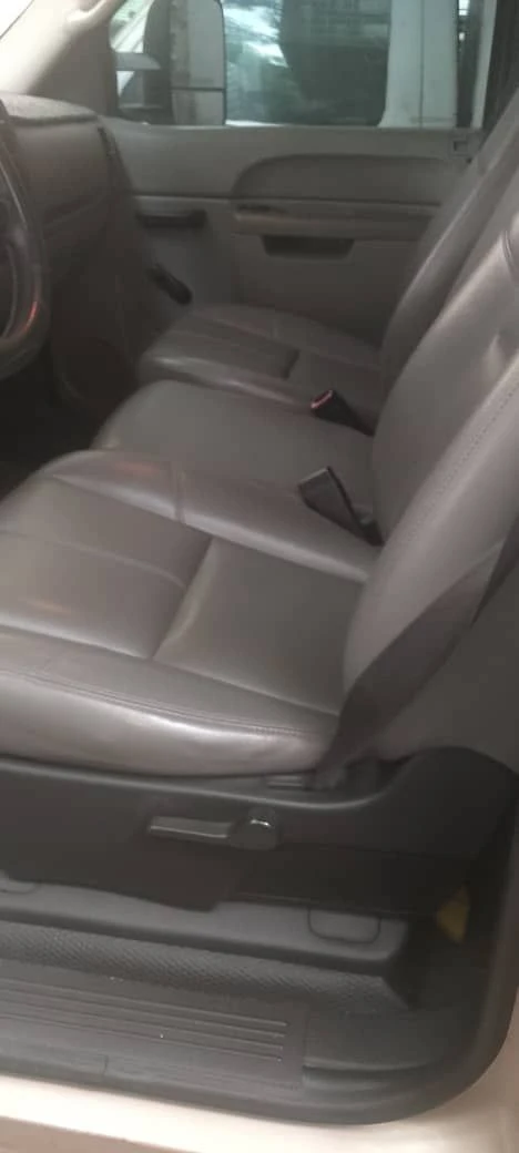 2014 Chevrolet Silverado Camión 4x4 — photo 14